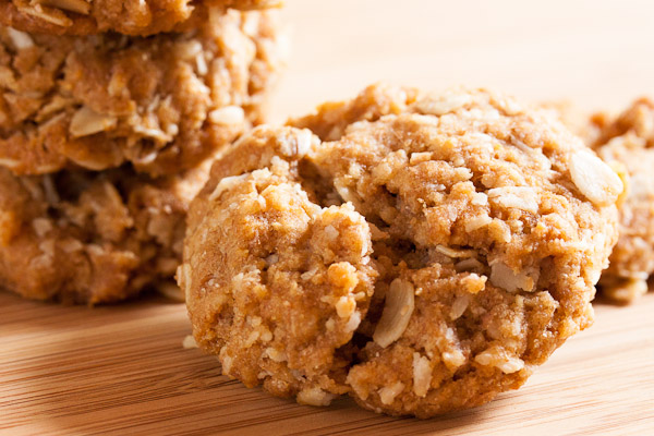 oat and coconut cookies