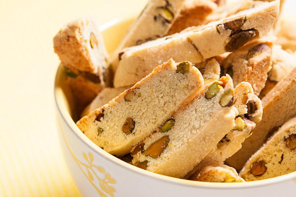 Crispy lemon pistachio biscotti, flavoured with fresh lemon zest and studded with toasted pistachios. I could eat the whole batch by myself!