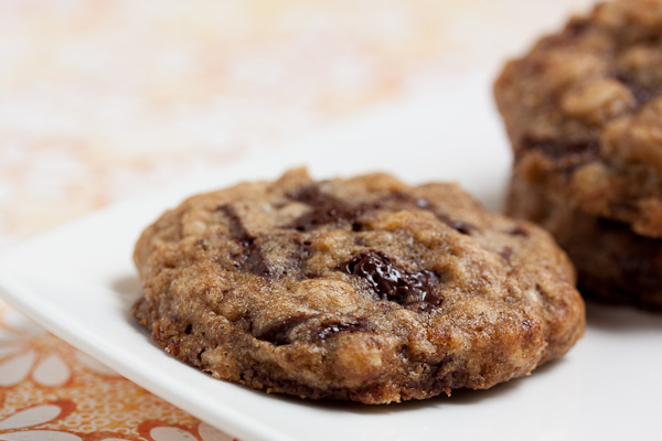 chocolate chunk oatmeal cookies @ wannacomewith.com