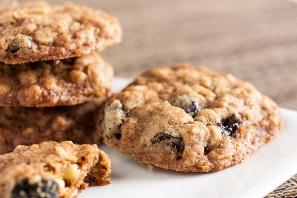 white chocolate cherry oatmeal cookies