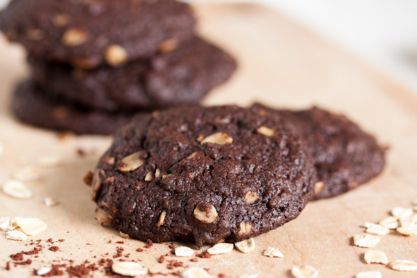 Dark chocolate Oats cookies – Eatntunes