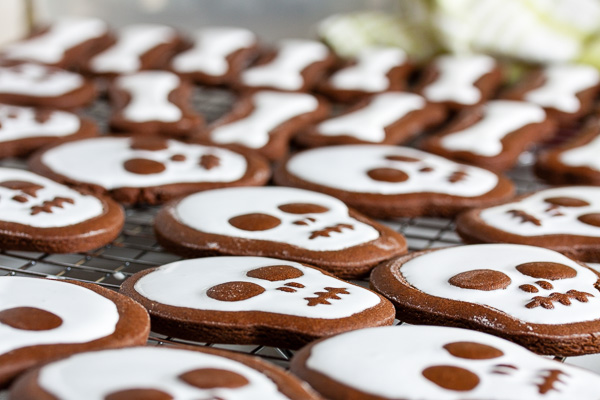 Like the title says, this is my absolute favourite gingerbread. It's got a lovely soft texture, holds its shape well, and is loaded with flavour.