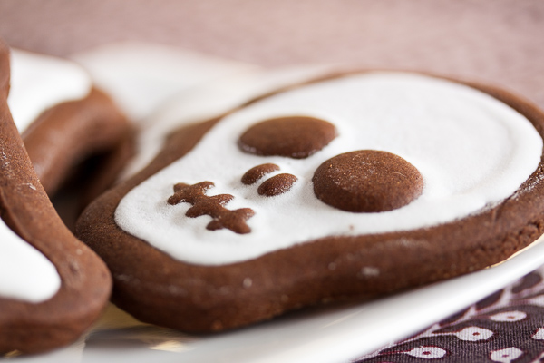 Like the title says, this is my absolute favourite gingerbread. It's got a lovely soft texture, holds its shape well, and is loaded with flavour.