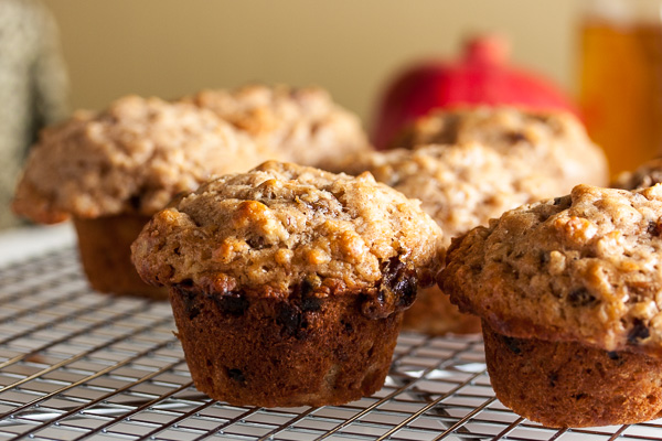 oatmeal muffins with dates, cranberries and pecans