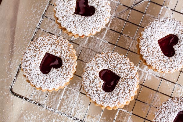 linzer cookies