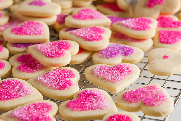 These tender, soft sugar cookies are one of my new favourites. They have a hint of lemon flavour and can be simply decorated with sanding sugars.