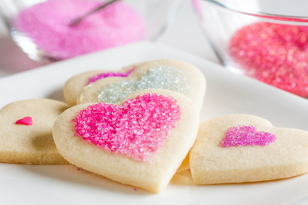 These tender, soft sugar cookies are one of my new favourites. They have a hint of lemon flavour and can be simply decorated with sanding sugars.