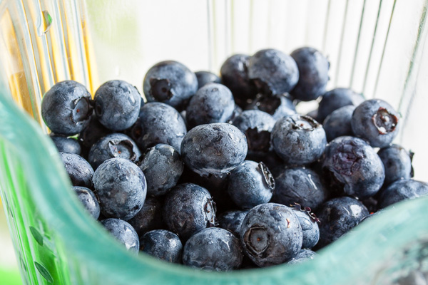 Blueberry Cardamom Popsicles combine fresh summer berries with aromatic cardamom for a complex and sophisticated flavour.