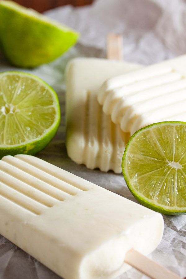 Key Lime Pie Popsicles – rich and creamy and full of tart lime flavour.