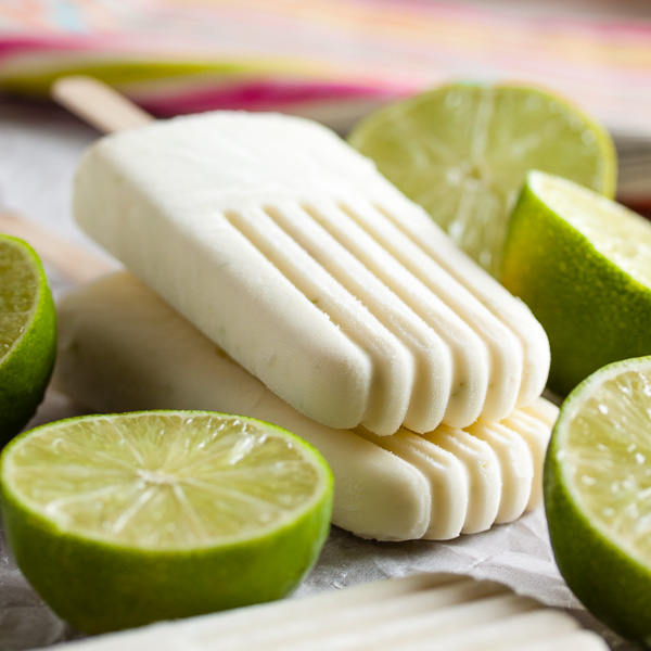 Key Lime Pie Popsicles – rich and creamy and full of tart lime flavour.