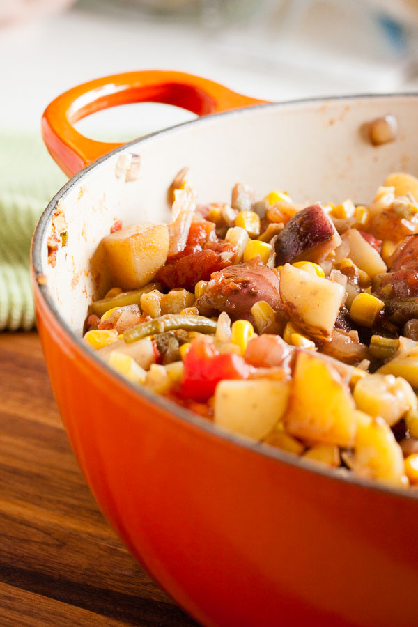 Mexican Vegetable Stew – loaded with beautiful fresh vegetables, this slightly spicy stew is hearty and filling, but not too heavy. It's one of my absolute favourites that I make again and again.