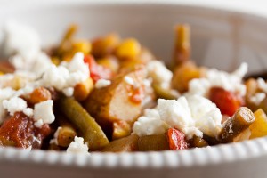 Mexican Vegetable Stew – loaded with beautiful fresh vegetables, this slightly spicy stew is hearty and filling, but not too heavy. It's one of my absolute favourites that I make again and again.