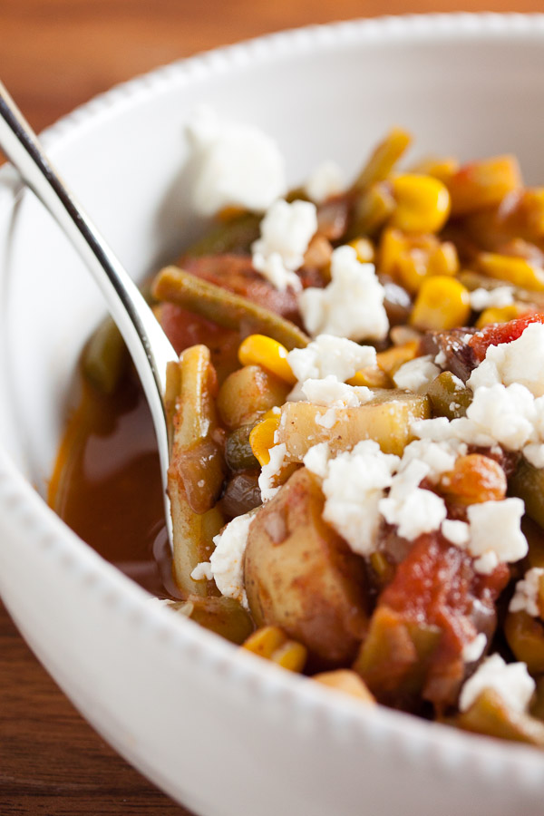 Mexican Vegetable Stew – loaded with beautiful fresh vegetables, this slightly spicy stew is hearty and filling, but not too heavy. It's one of my absolute favourites that I make again and again.