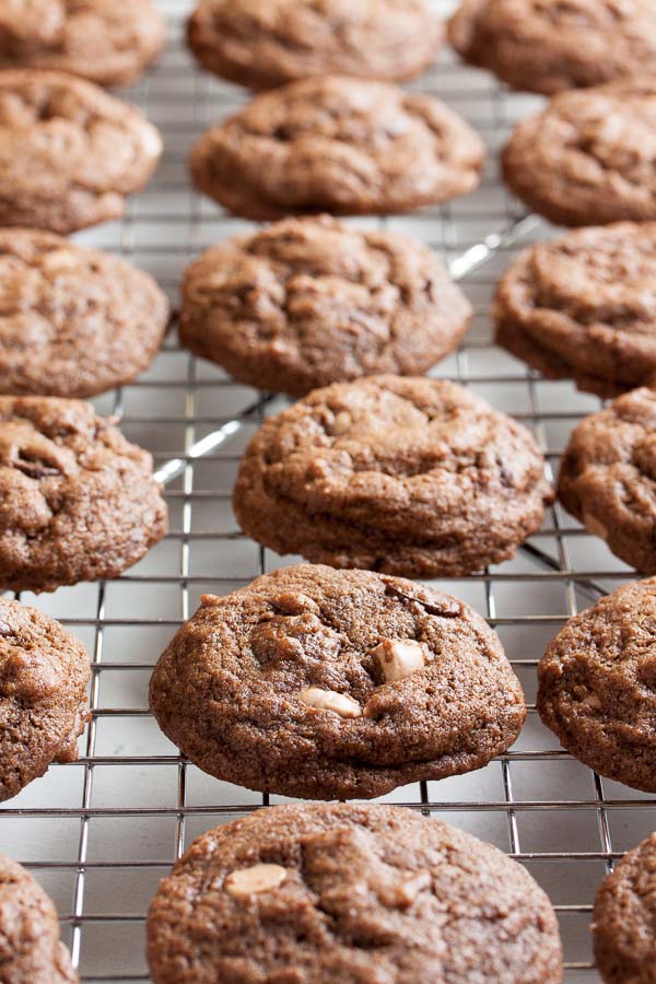 Mocha Mudslide Cookies – rich with the flavours of chocolate and espresso, studded with both chocolate chips and cappuccino chips.