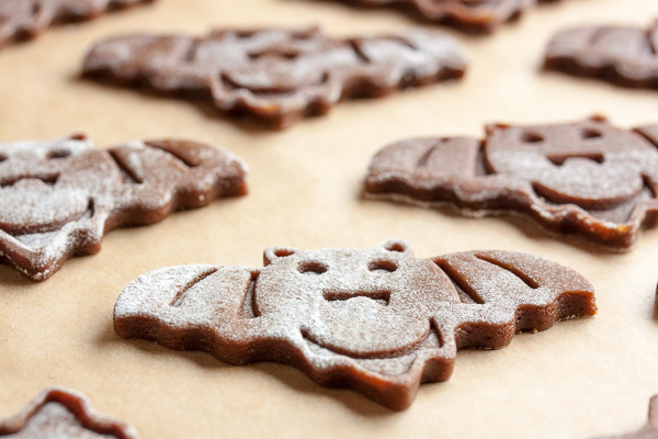 These molasses spice cookies have a deep, rich flavour. Not too sweet, very molasses-y, and with an undercurrent of dark rum.