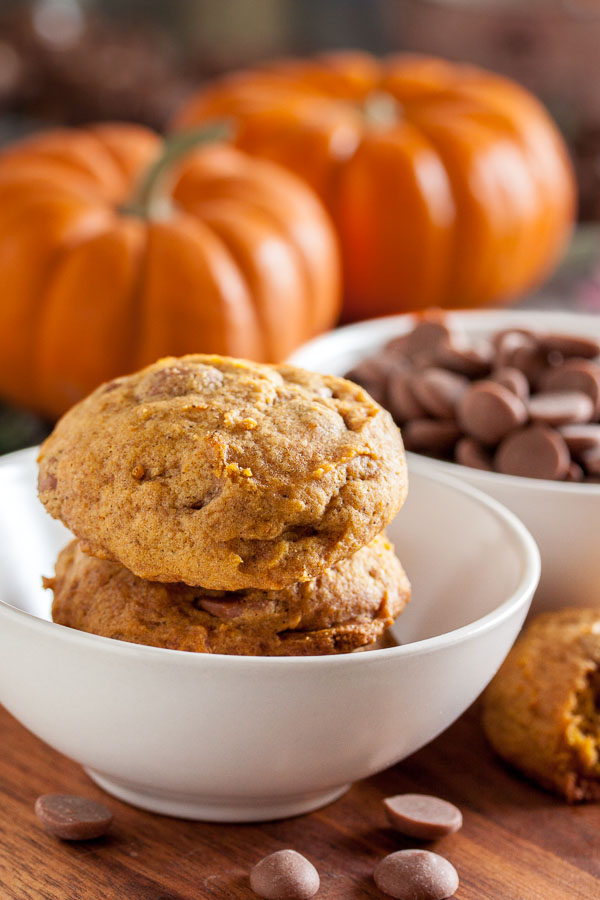 Pumpkin Chocolate Chip Cookies – soft and fluffy, combining the flavours of pumpkin, spice, and chocolate. They'll disappear fast!
