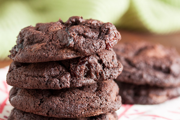 dark chocolate sour cherry cookies