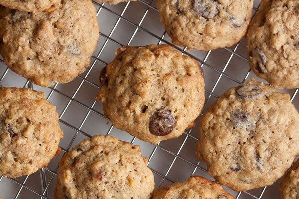 Loaded with healthy oatmeal, banana and walnuts, you won't feel guilty about having these Banana Walnut Chocolate Chip Cookies for breakfast.