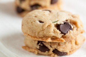 Made with browned butter, Kentucky bourbon, and fresh tarragon, these soft and gooey Bourbon Chocolate Chip Cookies have a great, rich flavour.