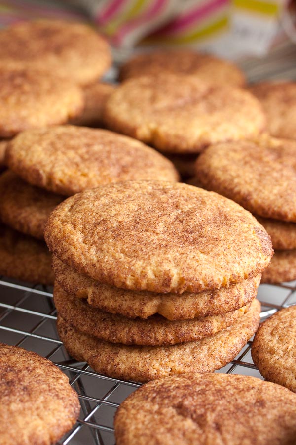 These Snickerdoodles have the cinnamon flavour you'd expect, plus a bit of nutmeg and molasses for a slightly richer flavour.