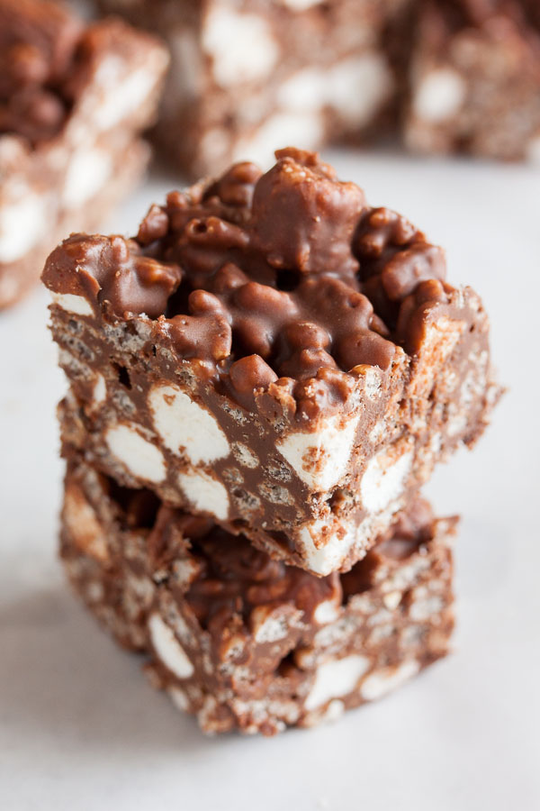 No-bake Crispy Rocky Road Bars – with chocolate, butterscotch, peanut butter, crispy rice cereal, and mini marshmallows. You'll love them!