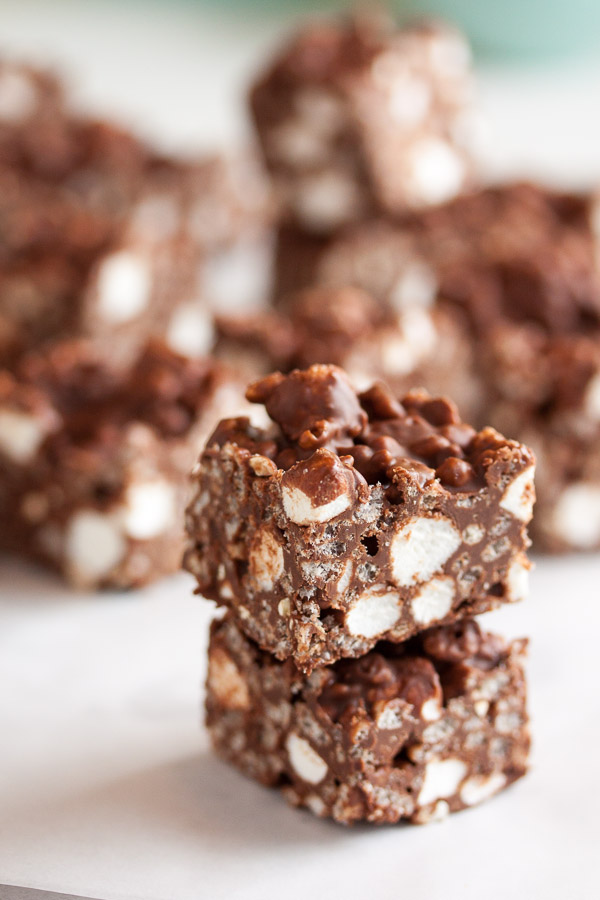 No-bake Crispy Rocky Road Bars – with chocolate, butterscotch, peanut butter, crispy rice cereal, and mini marshmallows. You'll love them!