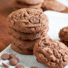 Soft and chewy Mocha Latte Cookies – a perfect combination of the flavours of coffee and rich chocolate, with both milk and dark chocolate chips.