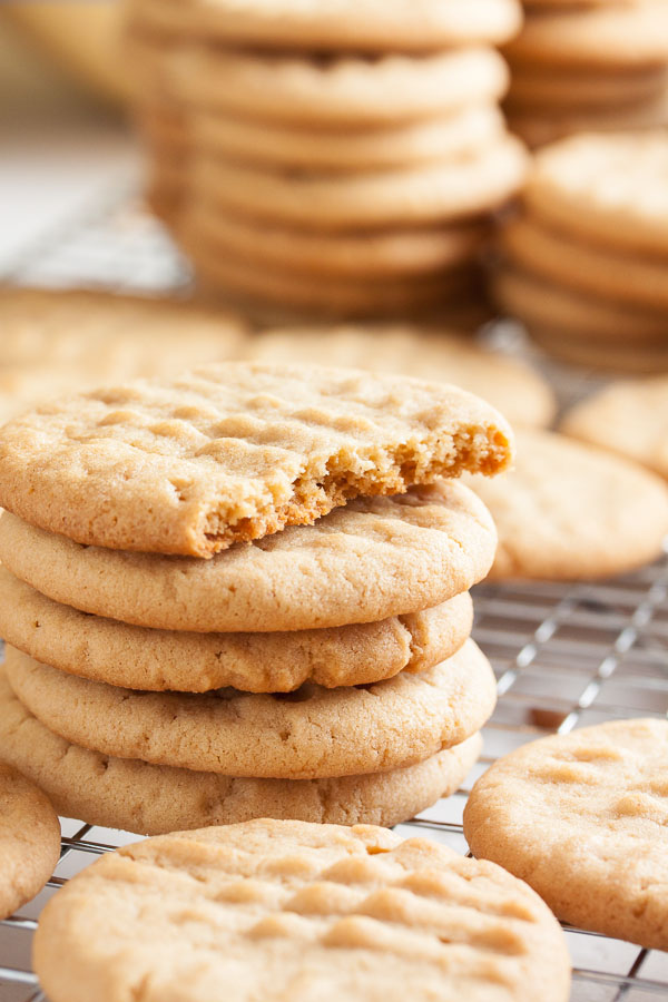 Soft & chewy peanut butter cookies – the flavour and texture that everybody loves!