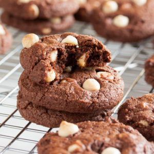 White Chocolate Chip Fudge Cookies – a moist, chewy, fudge-y cookie studded with lots of sweet white chocolate chips. This one's a favourite!