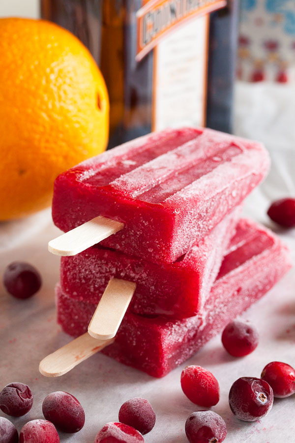 These Cranberry Orange Popsicles are both sweet and tart – one of my favourite flavour combinations and so easy to make!