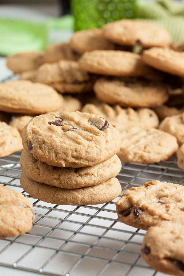 These Melt-in-your-mouth Peanut Butter Chocolate Chip Cookies have absolutely perfect texture and flavour, with just the right amount of chocolate chips inside. My new favourite peanut butter cookie!