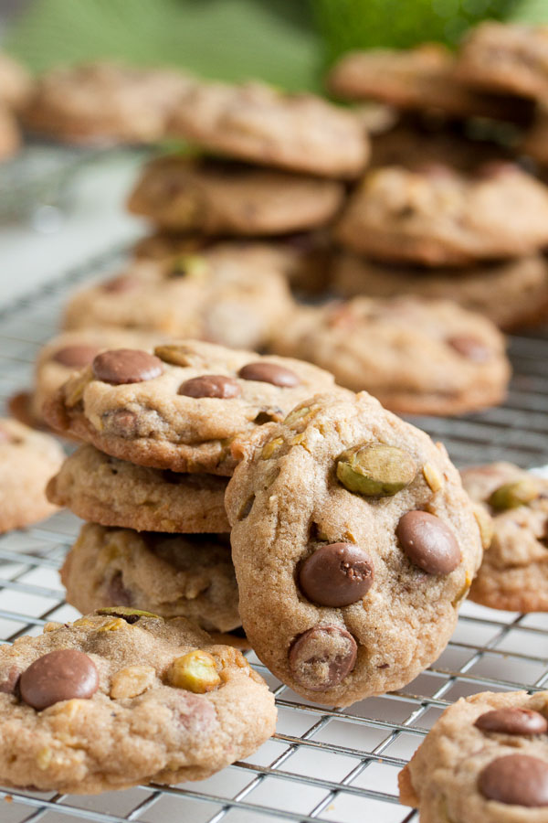 If you like pistachios, you'll love these Milk Chocolate Pistachio Cookies, loaded with both milk chocolate chips and pistachios, and so full of flavour!