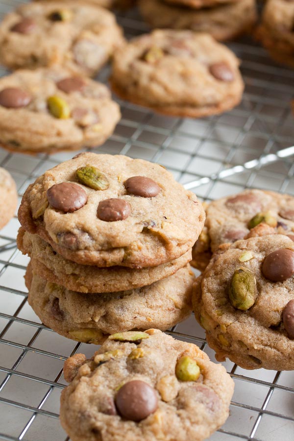 If you like pistachios, you'll love these Milk Chocolate Pistachio Cookies, loaded with both milk chocolate chips and pistachios, and so full of flavour!