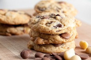 milk chocolate macadamia nut cookies