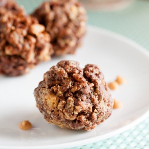 Chocolate Peanut Butter Rice Krispie Treats – a little fancier than the Rice Krispie Treats we're all used to. Sure to be a new favourite!