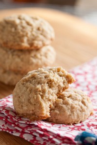Coconut Oatmeal Cookies – soft and chewy, full of the flavours of both oats and coconut.