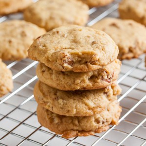 Butterscotch Chews cookies are so so soft and chewy, and loaded with butterscotch flavour and crunchy pecans.
